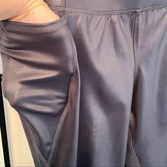 Livi Active 7/8 Legging - Picture 9 of 14